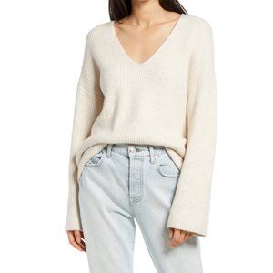 Treasure and bond V-neck Ribbed Sweater | Beige